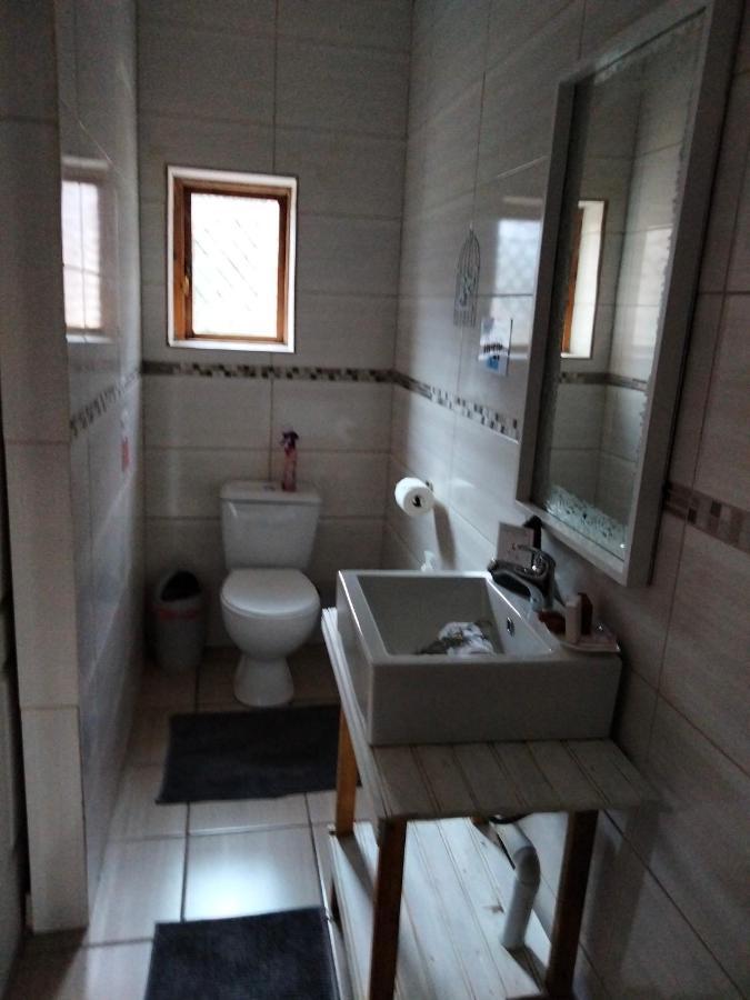 His Vessel Guesthouse Clarens Fs מראה חיצוני תמונה
