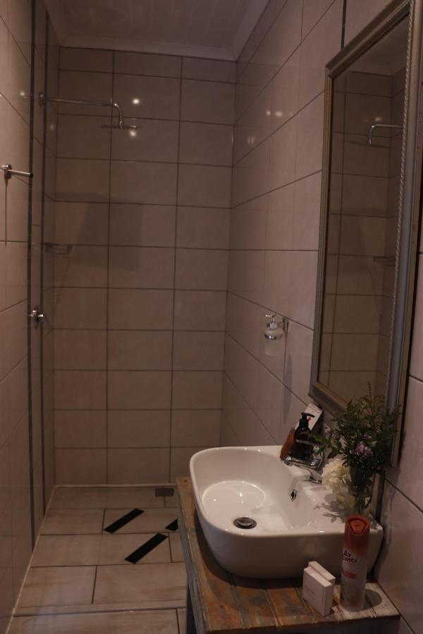 His Vessel Guesthouse Clarens Fs מראה חיצוני תמונה