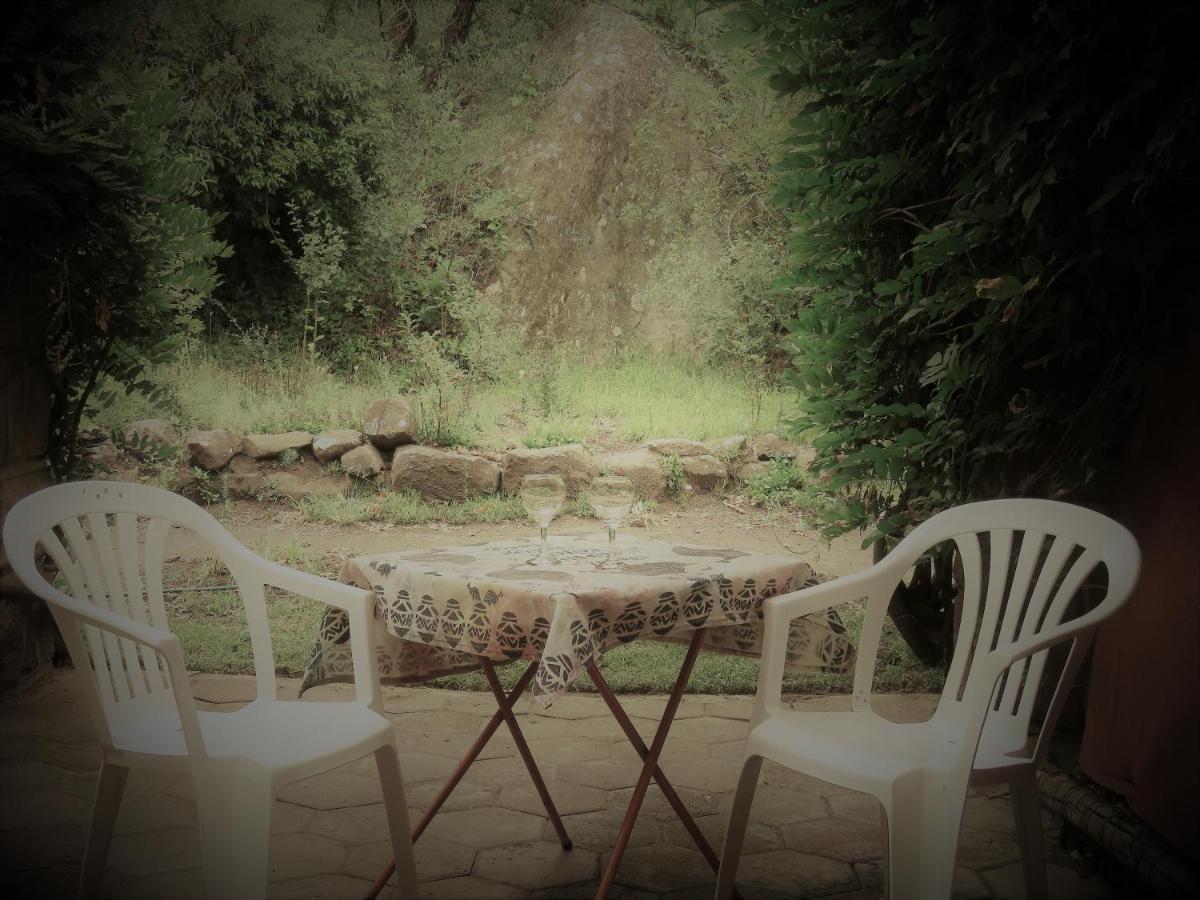 His Vessel Guesthouse Clarens Fs מראה חיצוני תמונה