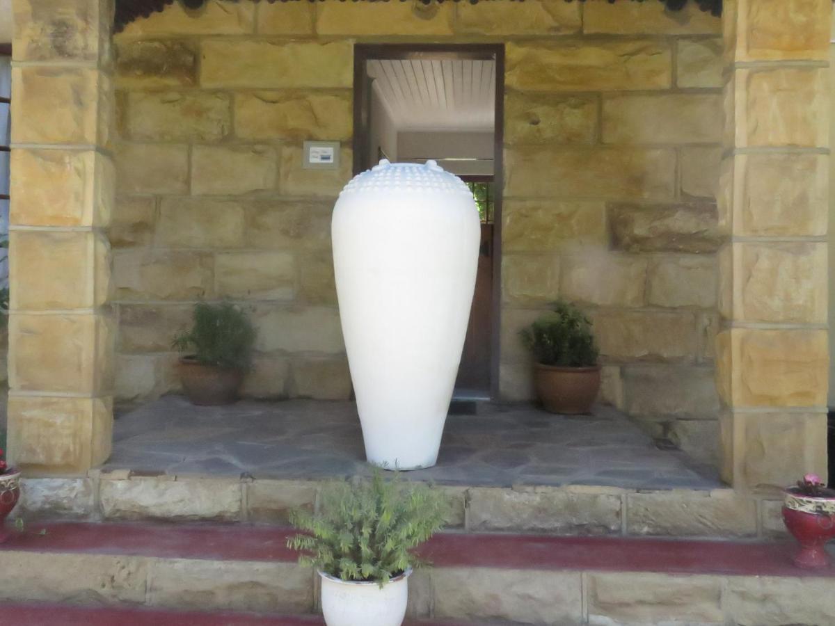 His Vessel Guesthouse Clarens Fs מראה חיצוני תמונה